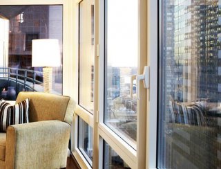 斷橋鋁門窗，采用隔熱斷橋鋁型材和中空玻璃